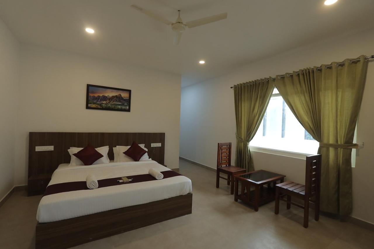 Hotel Dream Suite, Kattappana 外观 照片