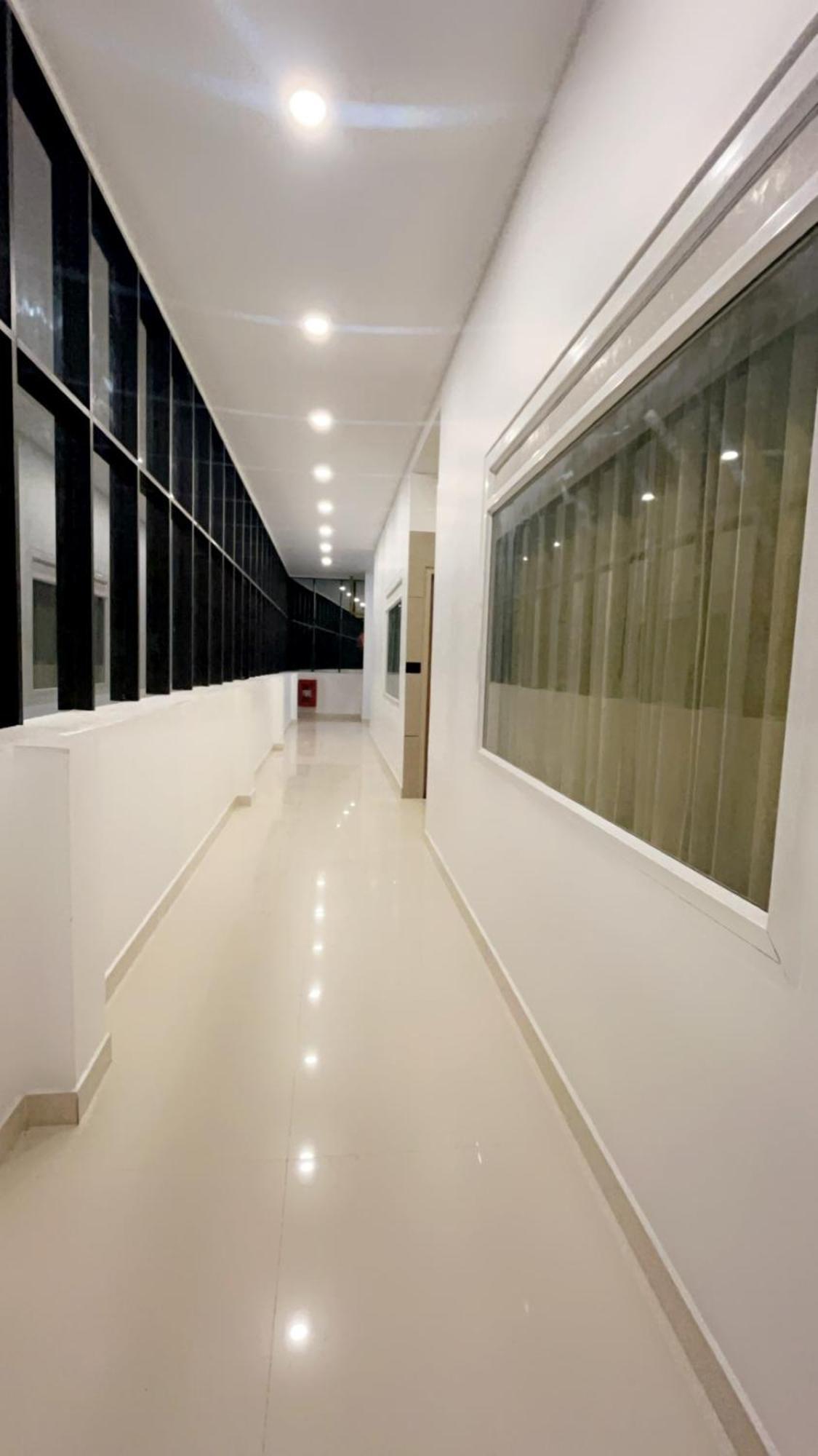 Hotel Dream Suite, Kattappana 外观 照片
