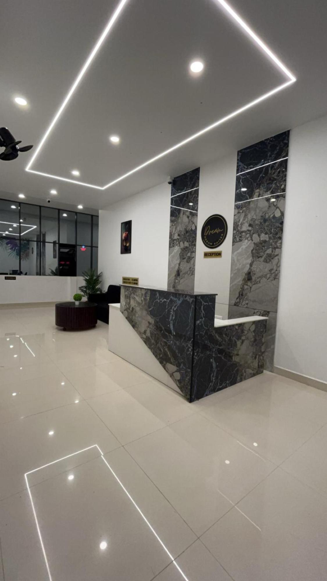 Hotel Dream Suite, Kattappana 外观 照片
